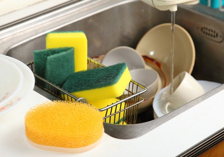 2 sai lầm khi rửa bát khiến vi khuẩn tăng vọt 480.000 lần, sai một bước bát đĩa bẩn hơn cả chất thải - 1