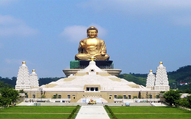 Viếng thăm chùa Phật Quang Sơn Tự