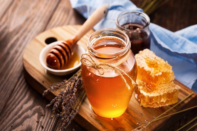 Thái hậu Từ Hi thường sử dụng mật ong và hoa cúc trong cuộc sống hàng ngày như một loại dược liệu và là một loại gia vị tạo độ ngọt