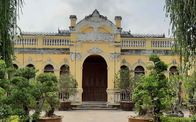Khám phá nhà Đốc Phủ Hải - công trình kiến trúc nổi tiếng Tiền Giang